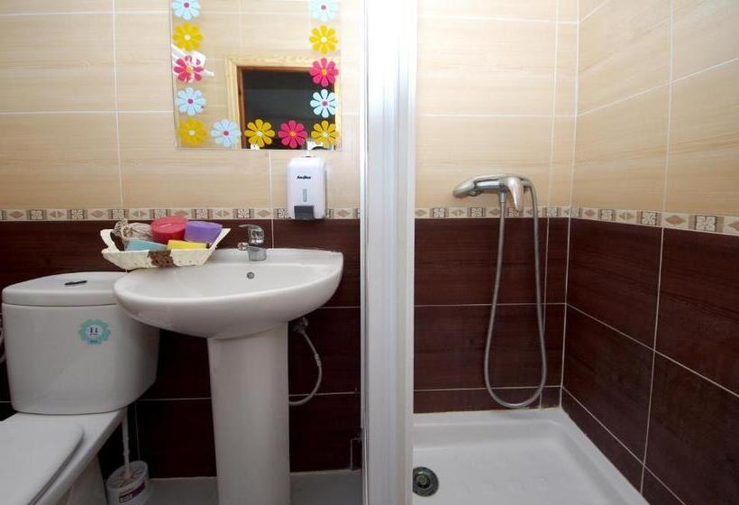 标准间带双人床, Pension Aduar