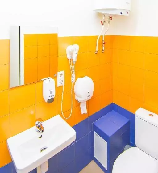 اتاق لوکس, Hostel Brize