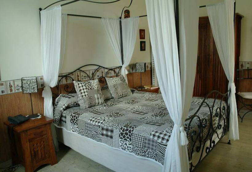 舒适型房间, De La Loire