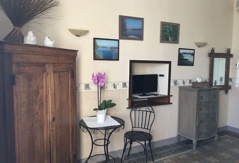 舒适型房间, De La Loire