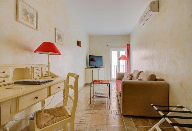 スーペリアールーム, Omma