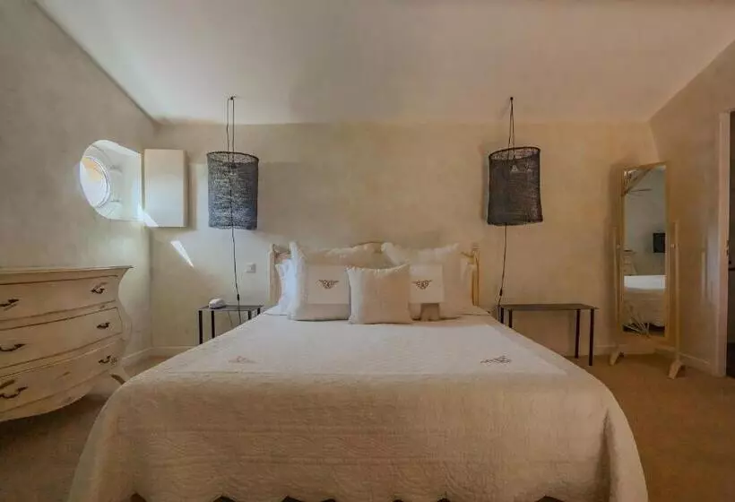 Suite Duplex, Omma