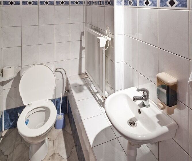 شقة غرفة واحدة, Pension Fontana Svitavy