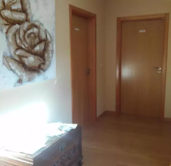 اتاق استاندارد سه نفره, Penthouse   Low Cost