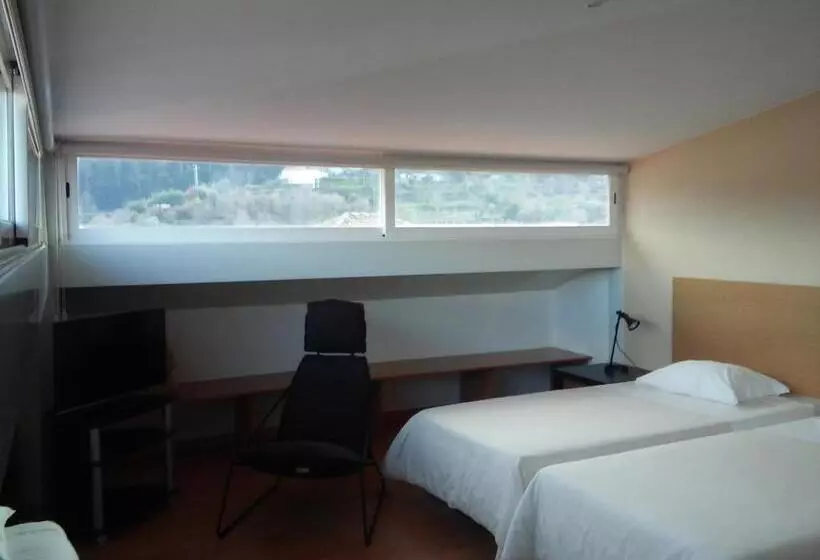 اتاق استاندارد با چشم‌انداز شهر, Penthouse   Low Cost