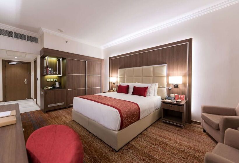 Номер Superior, Ramada By Wyndham Continental Jeddah