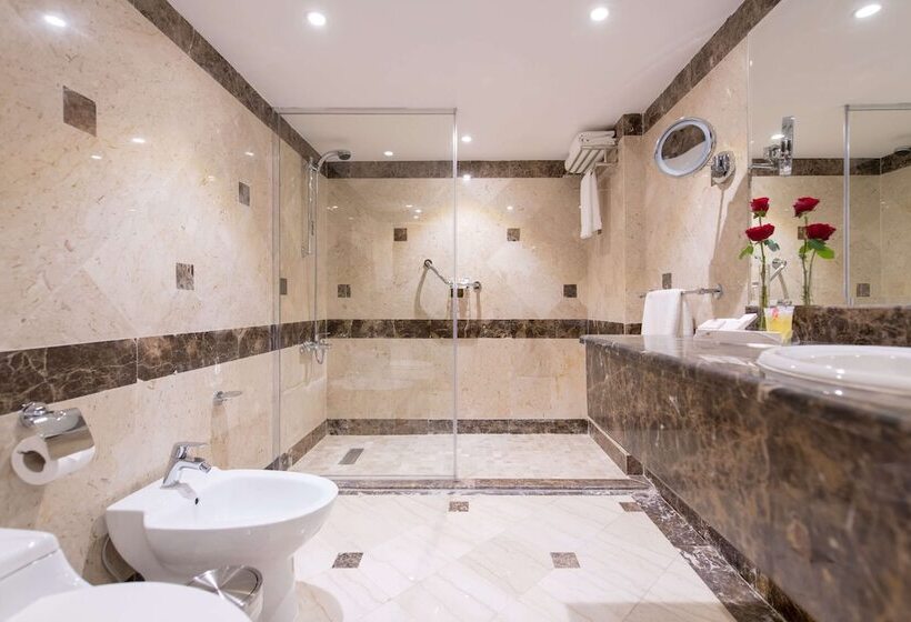 高级客房, Ramada By Wyndham Continental Jeddah