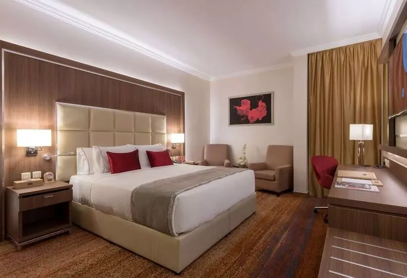 اتاق پرمیوم, Ramada By Wyndham Continental Jeddah