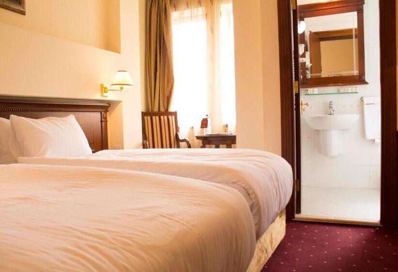 اتاق استاندارد, Hotel Stone Bridge