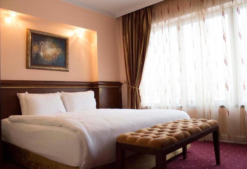 اتاق سوپریور با چشمانداز شهر, Hotel Stone Bridge