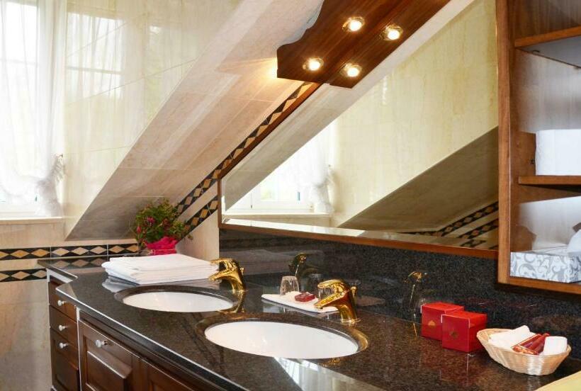 اتاق سوپریور, Seehotel Porcia