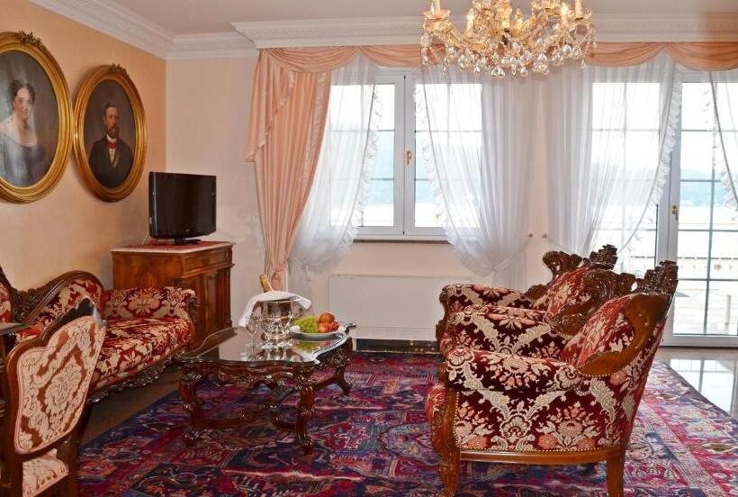 سوییت لوکس, Seehotel Porcia