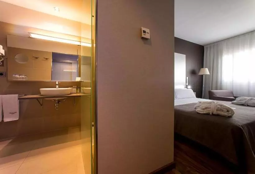 اتاق استاندارد سه نفره, Sercotel Jc1 Murcia