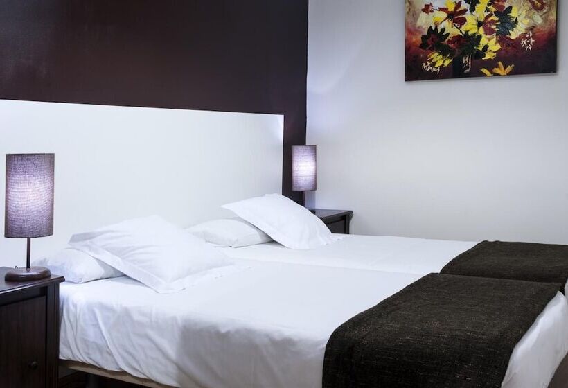 Standard Room, Thc Gran Via Hostel