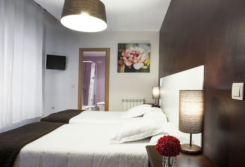 Standard Room, Thc Gran Via Hostel