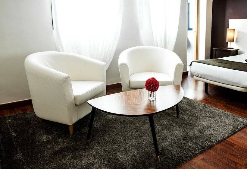 Superior Room, Thc Gran Via Hostel