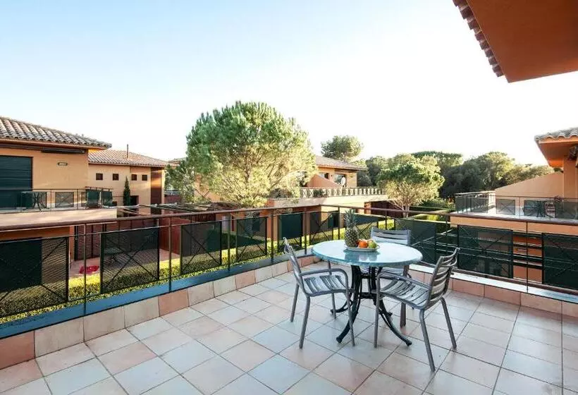 آپارتمان 1 خوابه با بالکن, Apartahotel Suites Vila Birdie