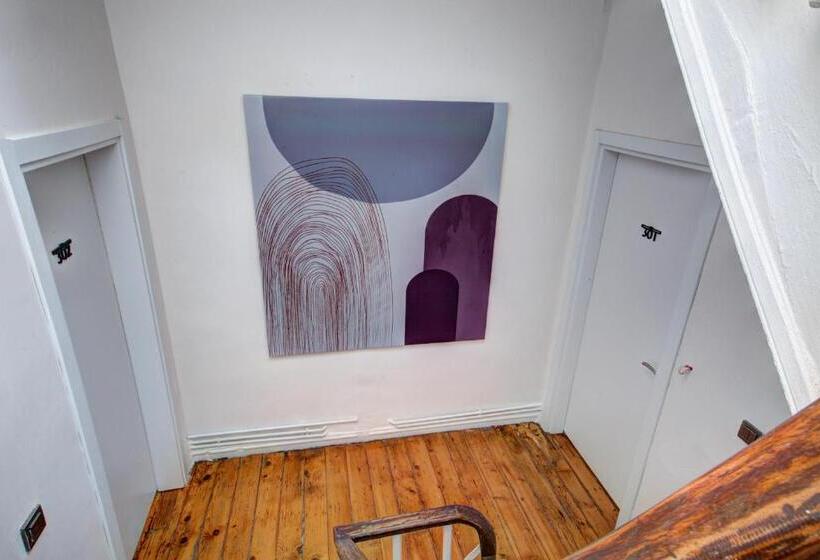 استودیوی استاندارد, Maravilloso Hotel Galata