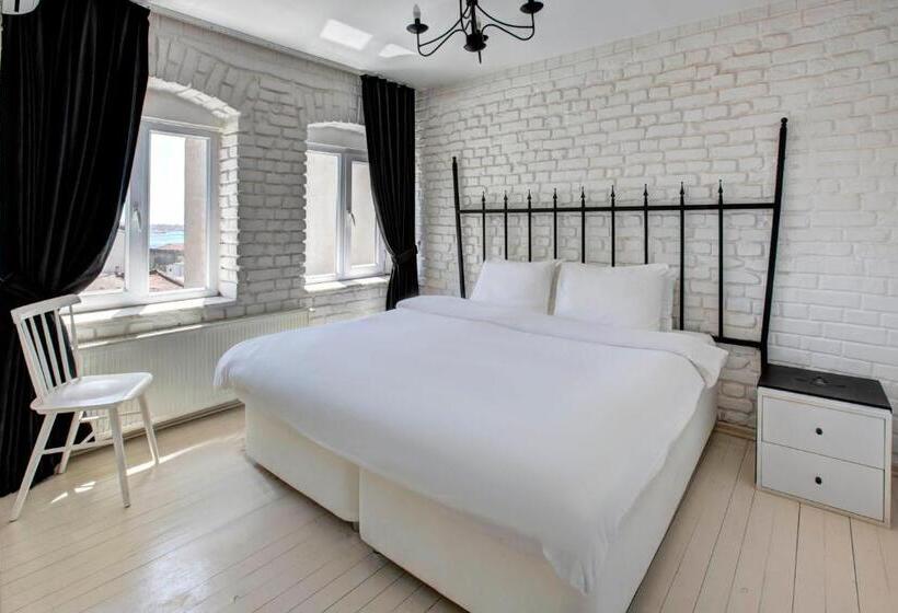 1 Bedroom Penthouse Apartment, Maravilloso Hotel Galata