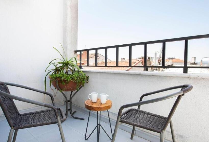 1 Bedroom Penthouse Apartment, Maravilloso Hotel Galata