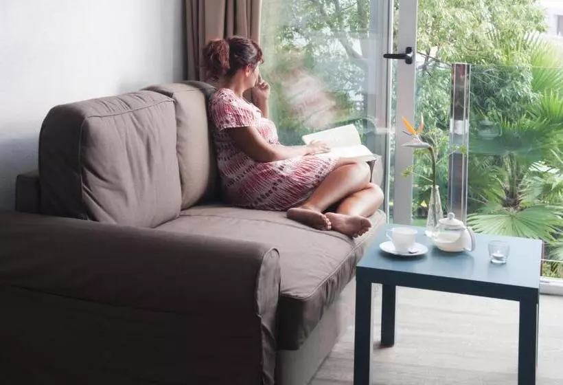 آپارتمان 1 خوابه, Apartamentos Adjovimar