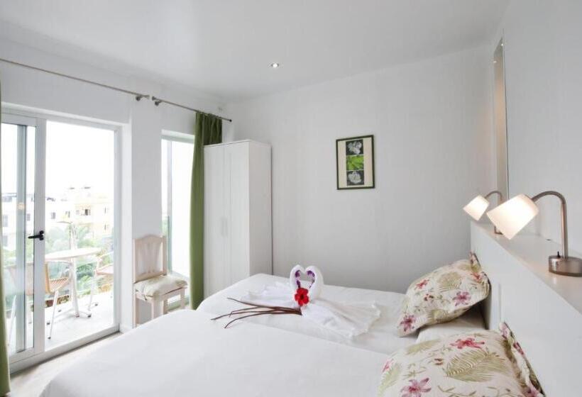Апартаменты 1 Спальня, Apartamentos Adjovimar