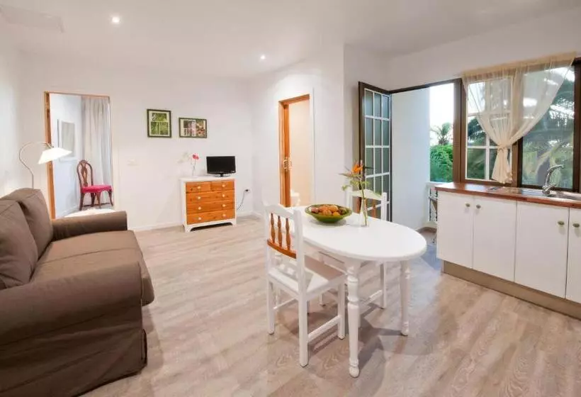 آپارتمان 1 خوابه, Apartamentos Adjovimar