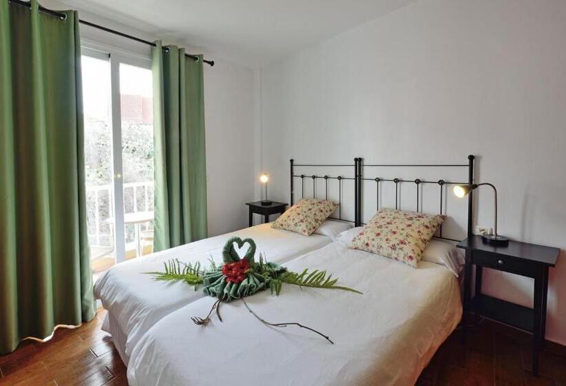Апартаменты Economy 1 Спальня, Apartamentos Adjovimar