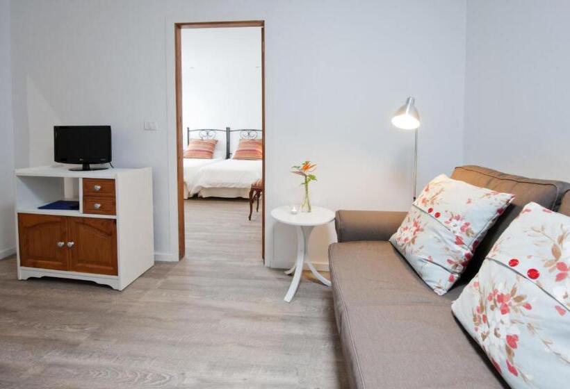 اتاق استاندارد, Apartamentos Adjovimar