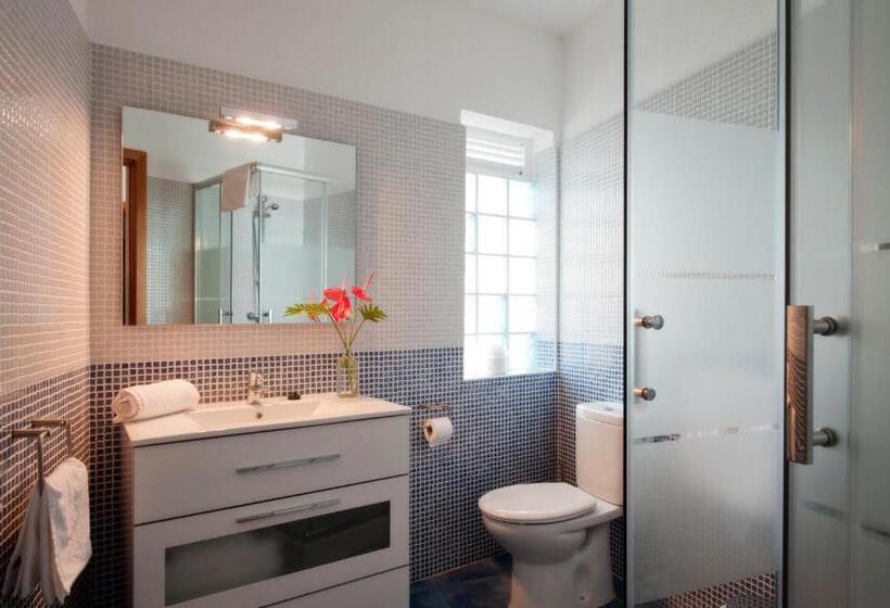 آپارتمان 2 خوابه, Apartamentos Adjovimar