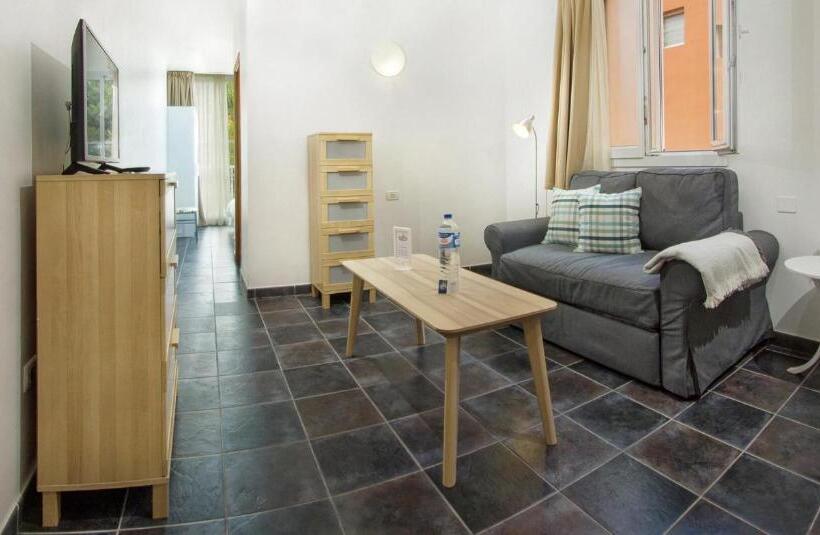 Апартаменты 1 Спальня, Apartamentos Adjovimar