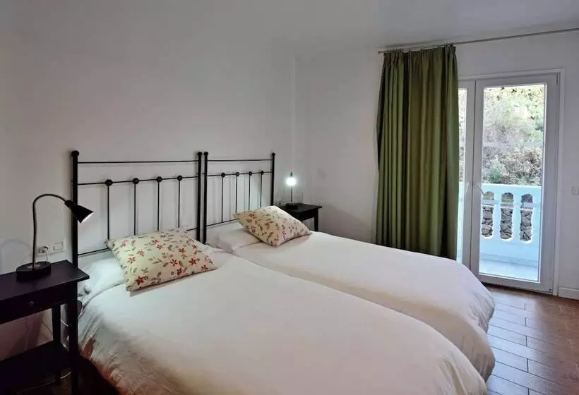 آپارتمان اکونومی 1 خوابه, Apartamentos Adjovimar
