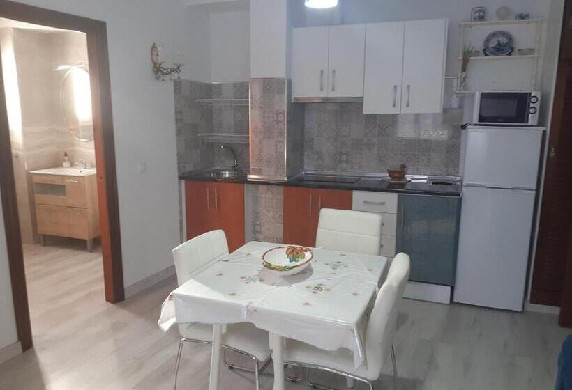 Апартаменты 1 Спальня, Apartamentos Isabel