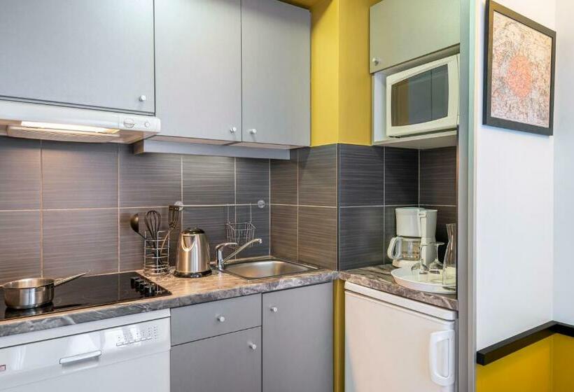 Студия Стандарт, Aparthotel Adagio Paris Montrouge