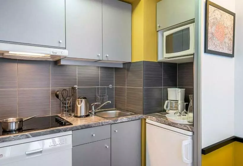 استودیو استاندارد با بالکن, Aparthotel Adagio Paris Montrouge