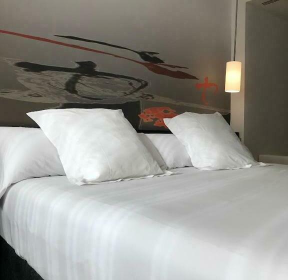 اتاق استاندارد, Axor Barajas