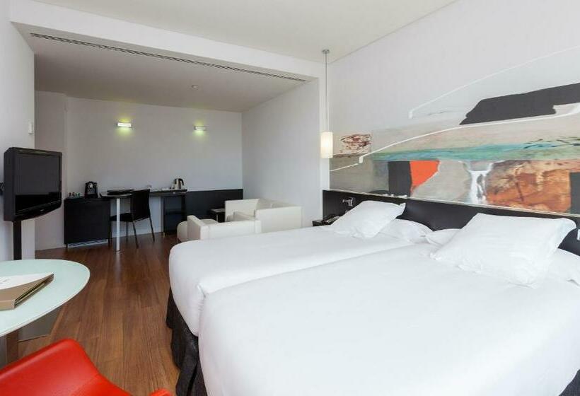 اتاق اجرایی, Axor Barajas