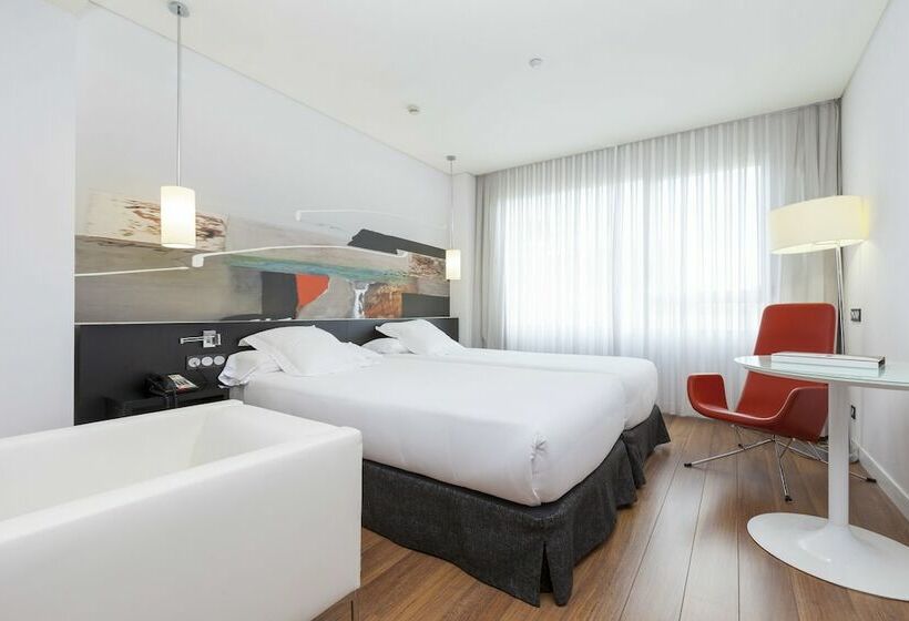 اتاق اجرایی, Axor Barajas