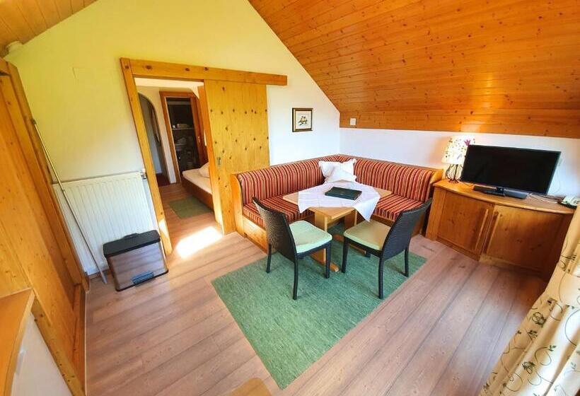 1 Bedroom Apartment Lake View, Ferienhof Obergasser Und Bergblick