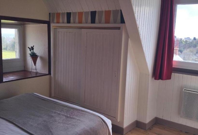 四人标准间, Le Relais De Launay