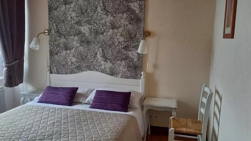 اتاق استاندارد با چشمانداز باغ, Le Relais De Launay