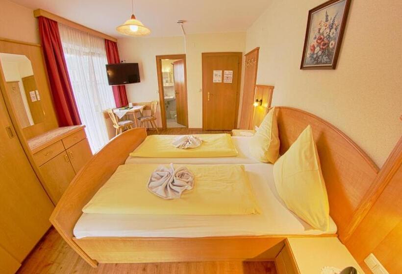 Номер Стандарт с Балконом, Pension Bergbauernhof Irxner