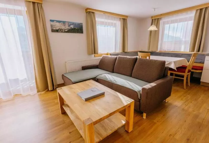 Huoneisto 1 Makuuhuone Parveke, Pension Bergbauernhof Irxner