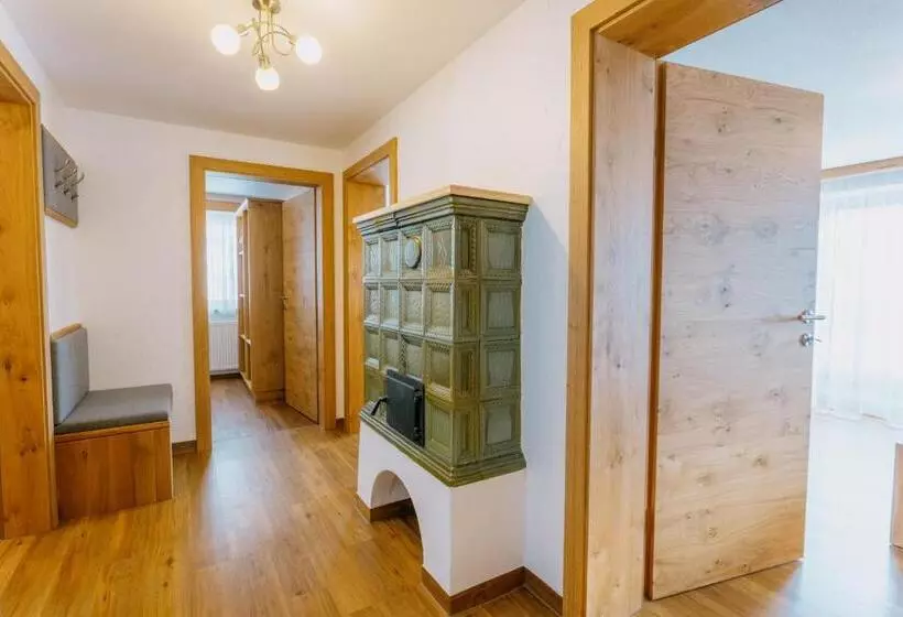 Huoneisto 1 Makuuhuone Parveke, Pension Bergbauernhof Irxner