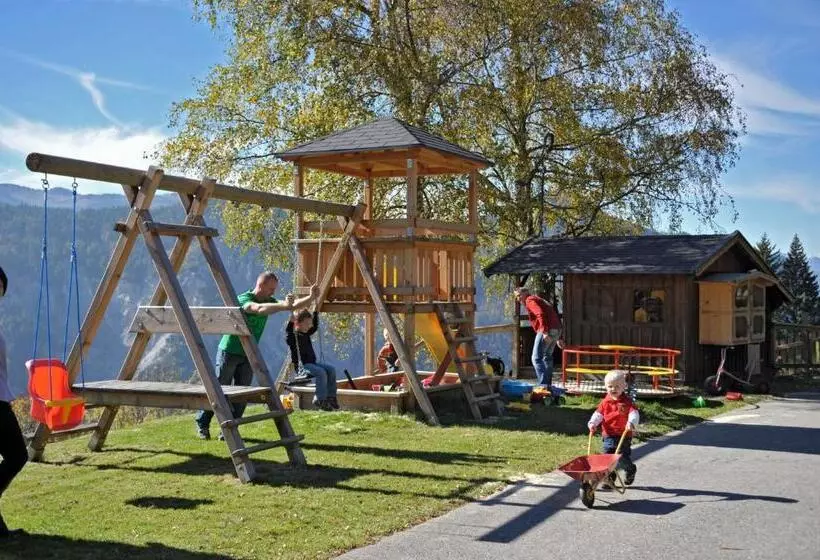 Ullakkohuone, Pension Bergbauernhof Irxner