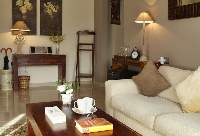 جناح, El Racó De Madremanya   Adults Only