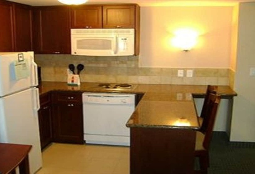 带2个卧室的套房, Staybridge Suites Guelph, An Ihg