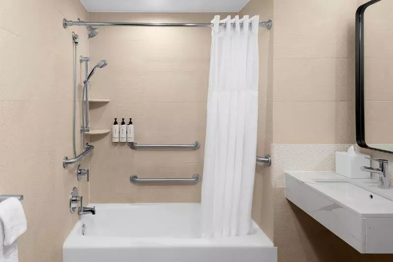 Standard-invahuone, Voco Times Square South New York, An Ihg