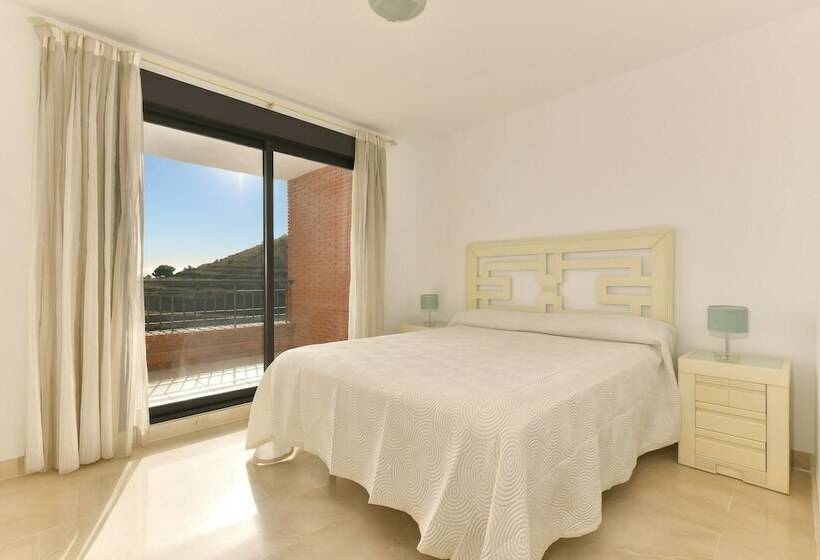 Апартаменты Comfort 2 Спальни, Olée Nerja Holiday Rentals By Fuerte Group