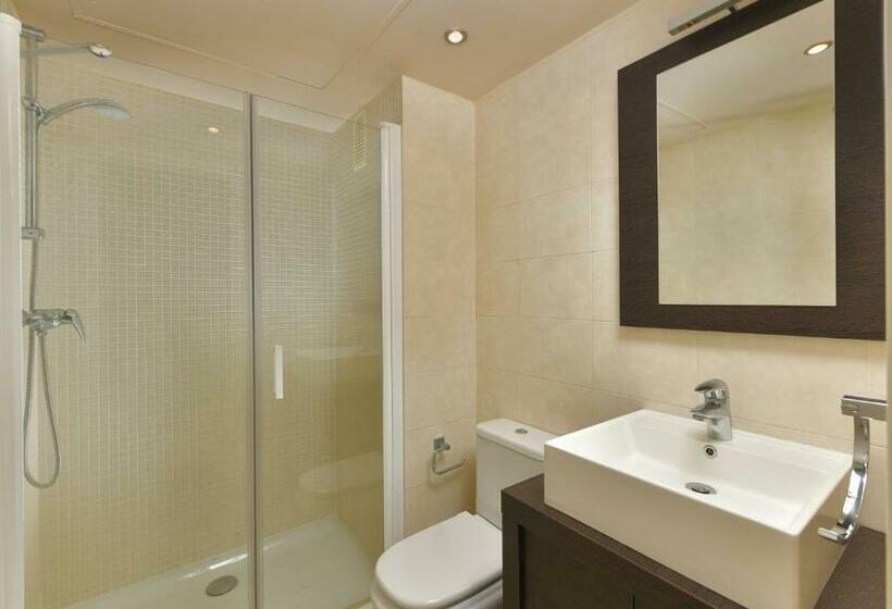 Апартаменты 3 Спальни Боковой Вид на Море, Olée Nerja Holiday Rentals By Fuerte Group